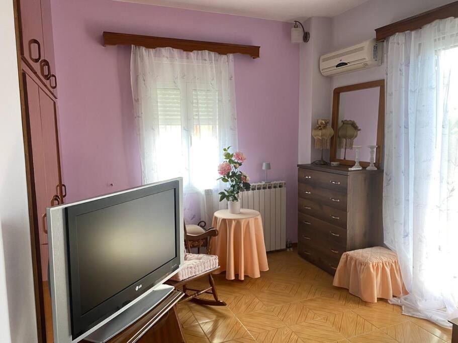 Lydia'S Apartment Lixouri Bagian luar foto